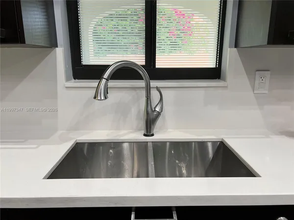 $6,400 | 9331 Northwest 48th Doral Terrace, Doral, FL 33178