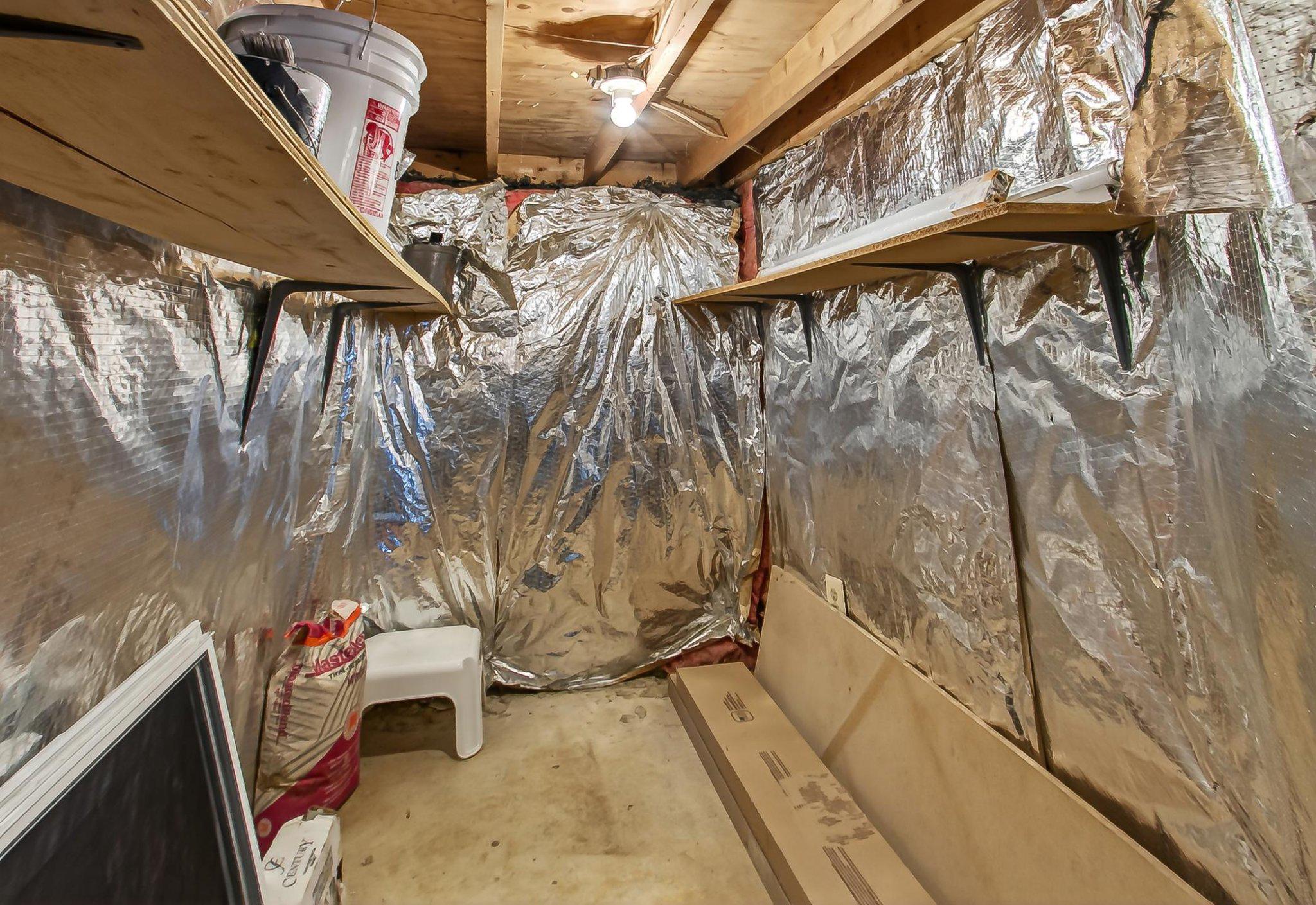 13157 Kidwell Field Road Herndon, VA 20171 - Photo 38 of 50 The always appreciated storage closet!