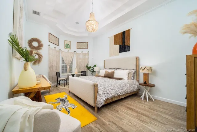 $965,000 | 6919 Southeast Sleepy Hollow Lane, Stuart, FL 34997