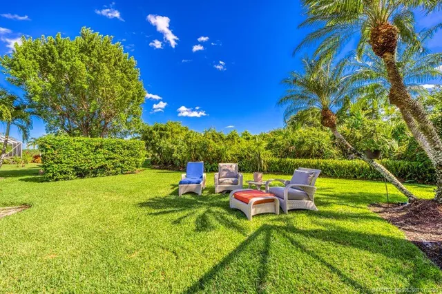 $965,000 | 6919 Southeast Sleepy Hollow Lane, Stuart, FL 34997