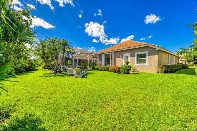 $965,000 | 6919 Southeast Sleepy Hollow Lane, Stuart, FL 34997