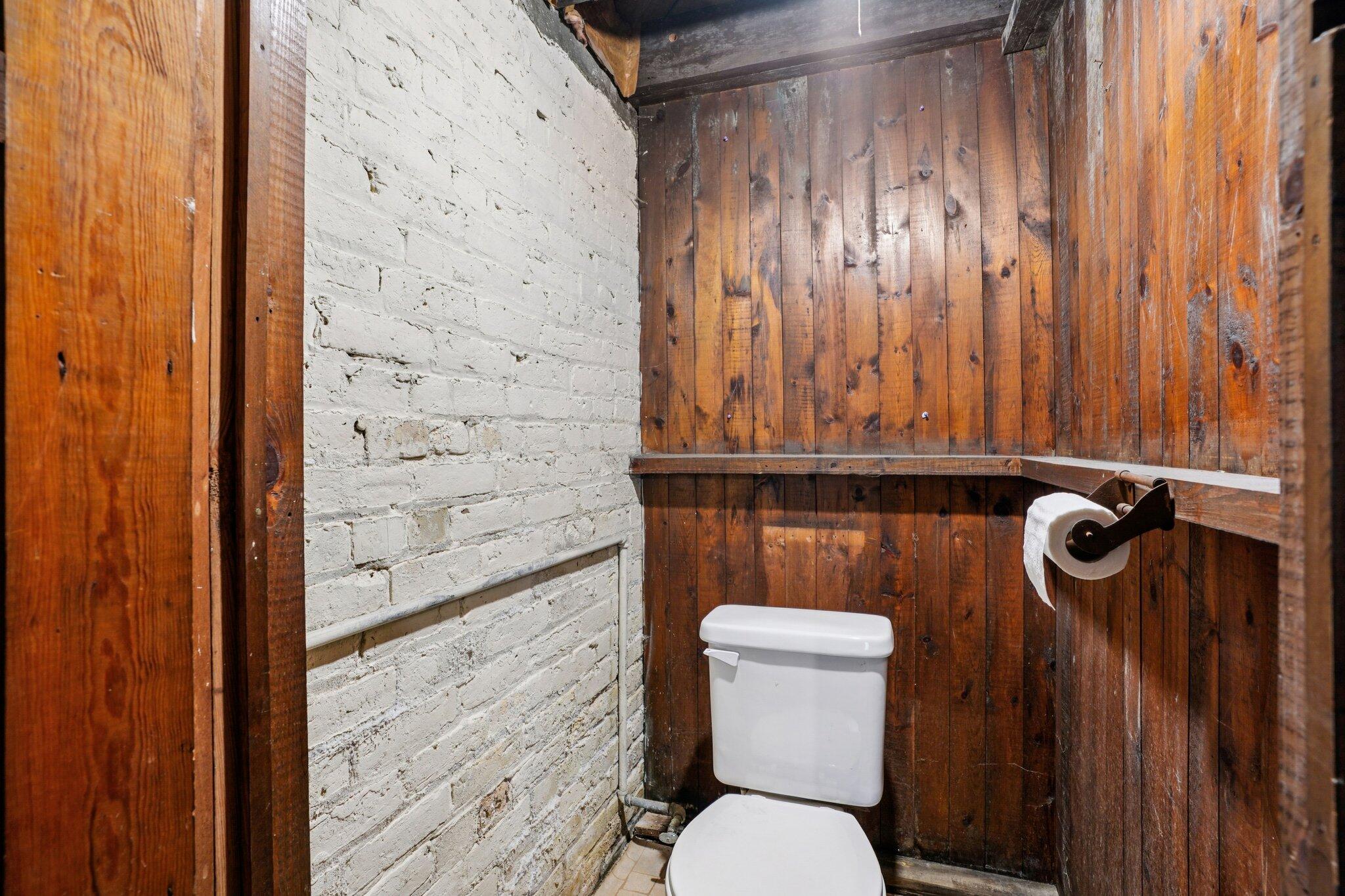 2717 Washington Avenue Racine, WI 53405 - Photo 21 of 25 50-web-or-mls-Washington Ave-S0503-050