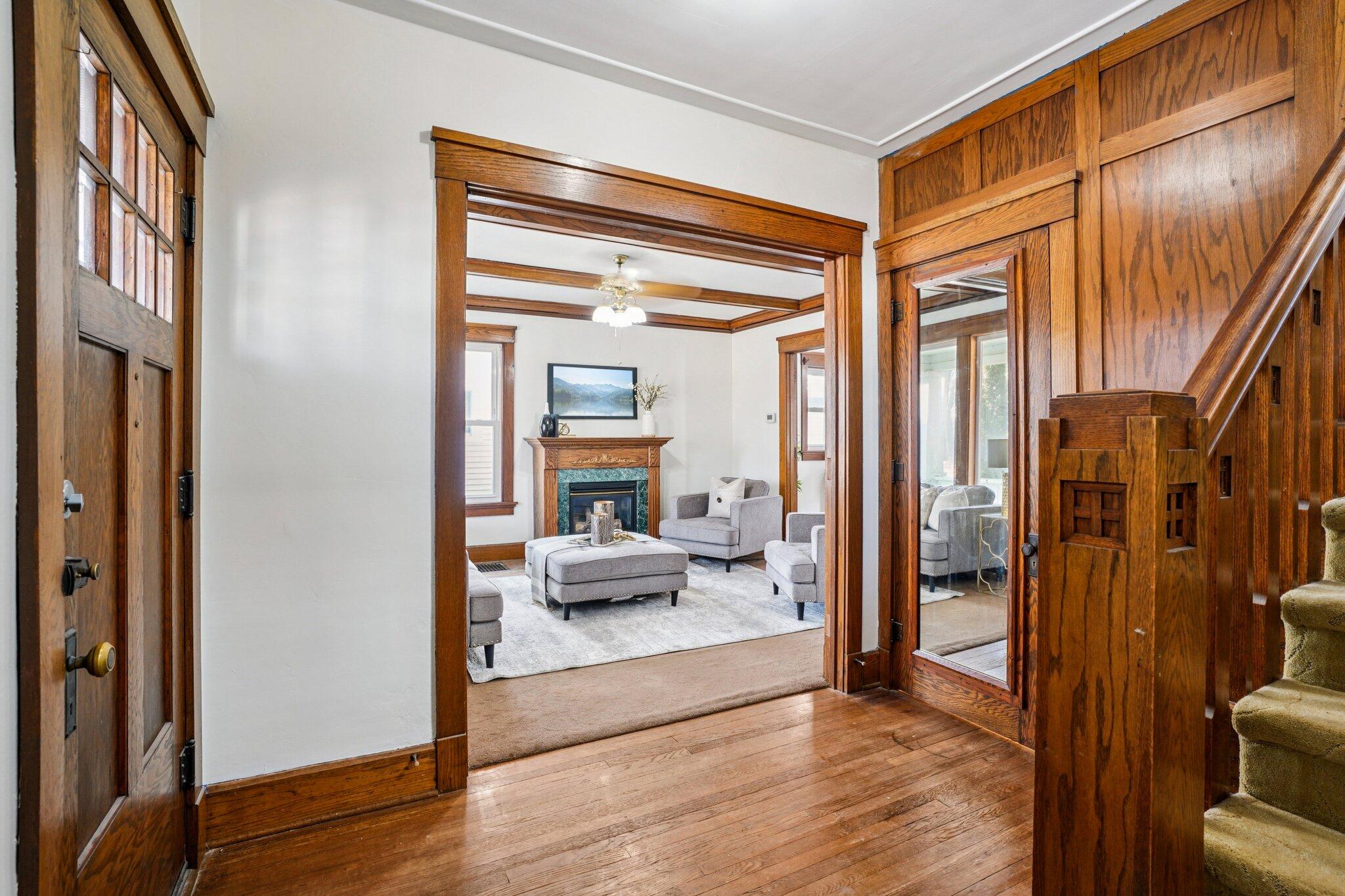 2717 Washington Avenue Racine, WI 53405 - Photo 7 of 25 15-web-or-mls-Washington Ave-S0503-015
