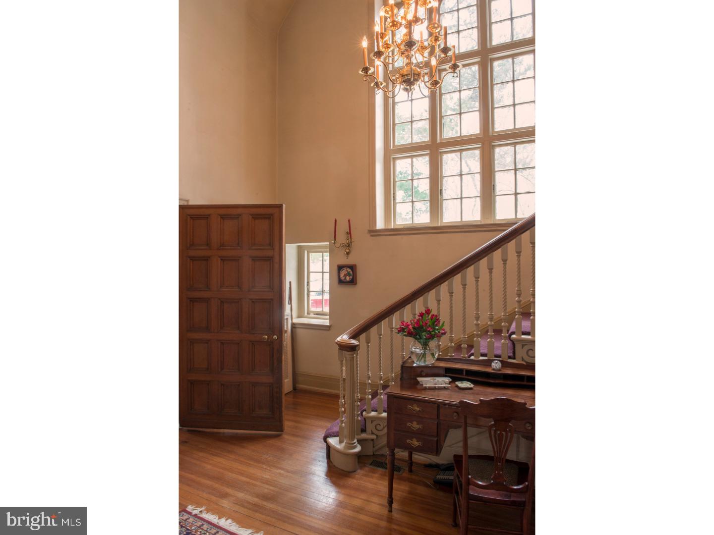 6925 Scotforth Road Philadelphia, PA 19119 - Photo 3 of 25 Gallery Image 3