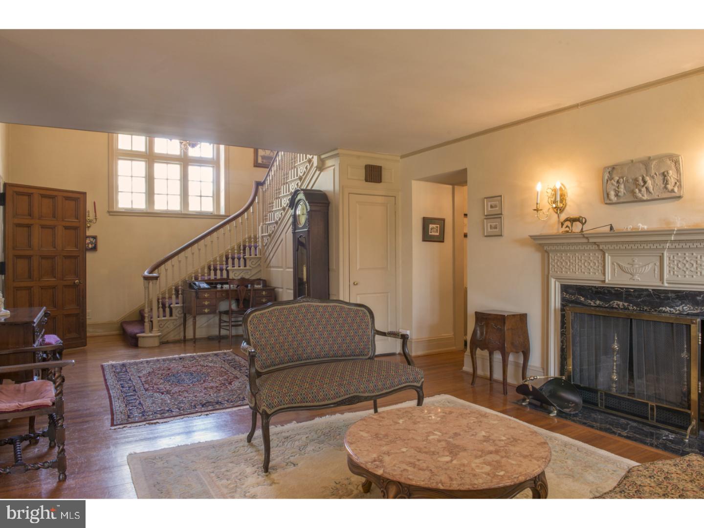 6925 Scotforth Road Philadelphia, PA 19119 - Photo 4 of 25 Gallery Image 4