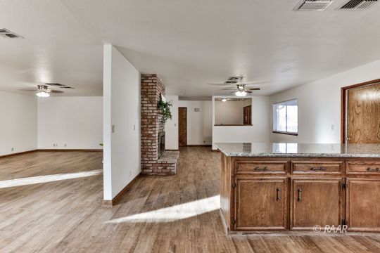309 Larkspur Street Ridgecrest, CA 93555 - Photo 6 of 28