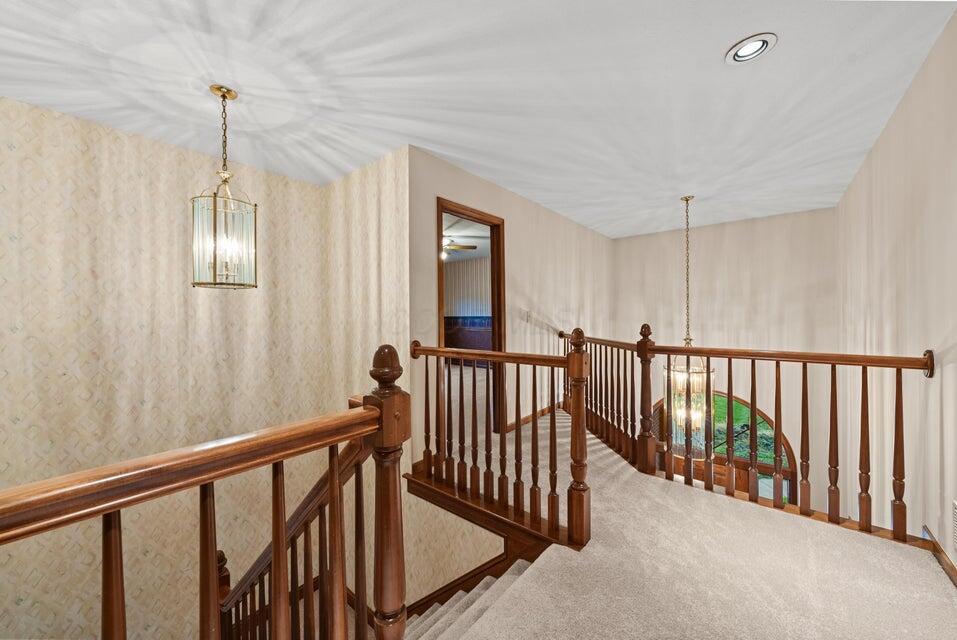 9909 Hoover Woods Road Galena, OH 43021 - Photo 21 of 50 Upstairs hallway