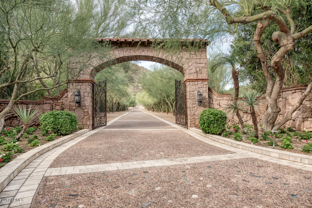 5612 North Yucca Road Paradise Valley, AZ 85253 - Photo 2 of 49 6