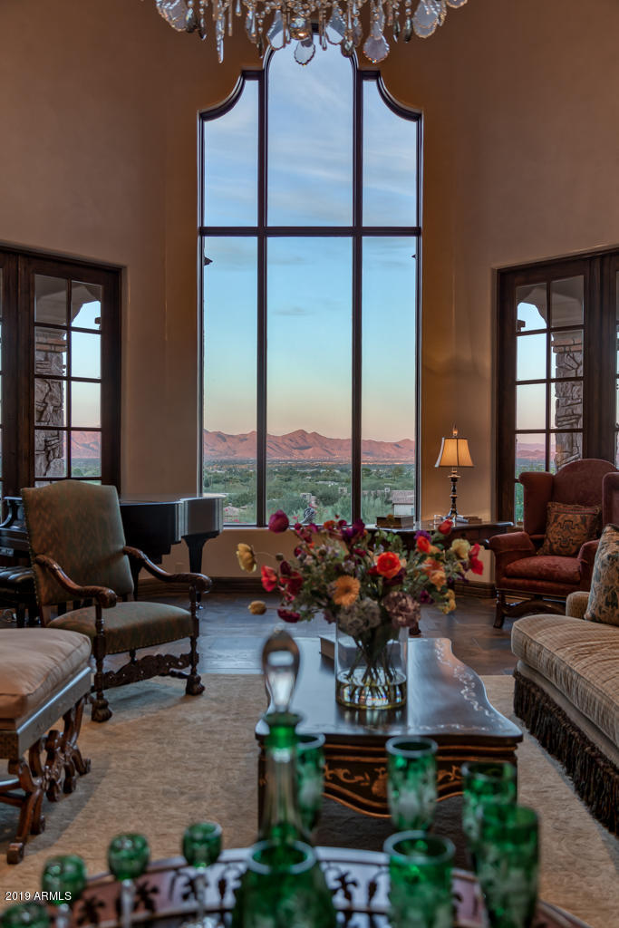 5612 North Yucca Road Paradise Valley, AZ 85253 - Photo 9 of 49 93