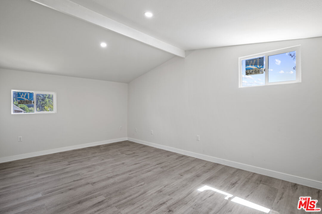 7853 Bothwell Road Reseda, CA 91335 - Photo 24 of 46 Gallery Image 24