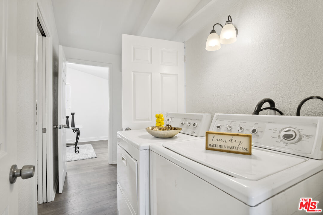 7853 Bothwell Road Reseda, CA 91335 - Photo 34 of 46 Gallery Image 34