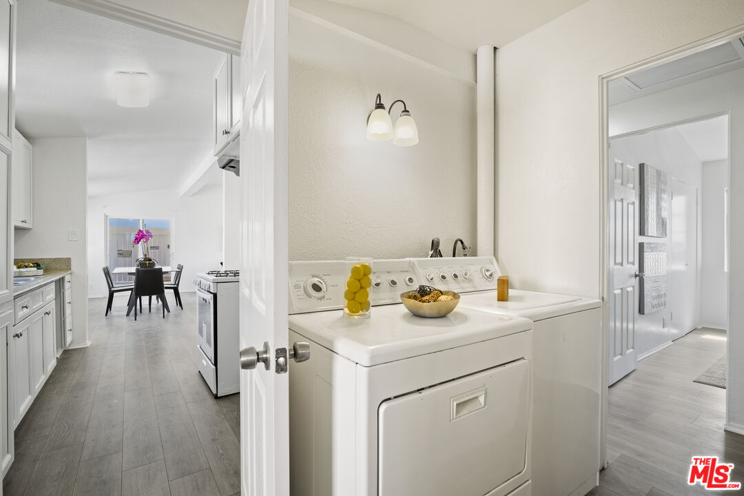 7853 Bothwell Road Reseda, CA 91335 - Photo 35 of 46 Gallery Image 35