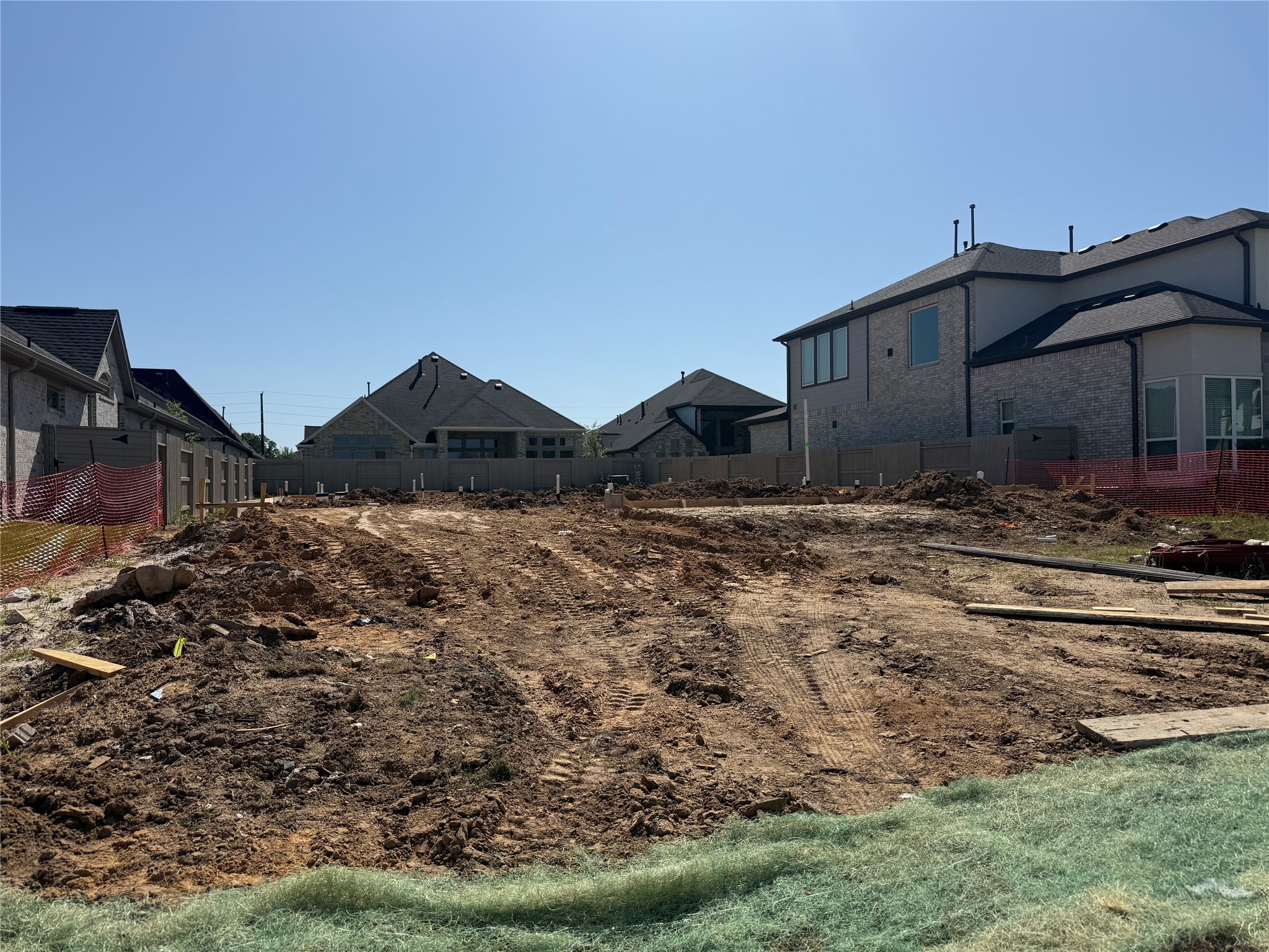 5103 Golden Peach Road Manvel, TX 77578 - Photo 5 of 10 a view of a house with a yard