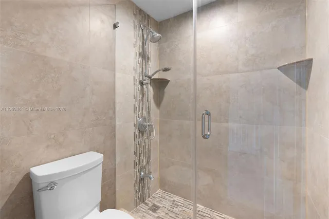 $175,900 | 1040 Country Club Drive, Unit 408, Margate, FL 33063