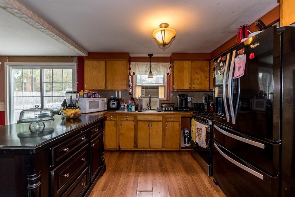 42 Duncan Road Stoughton, MA 02072 - Photo 3 of 14 Gallery Image 3