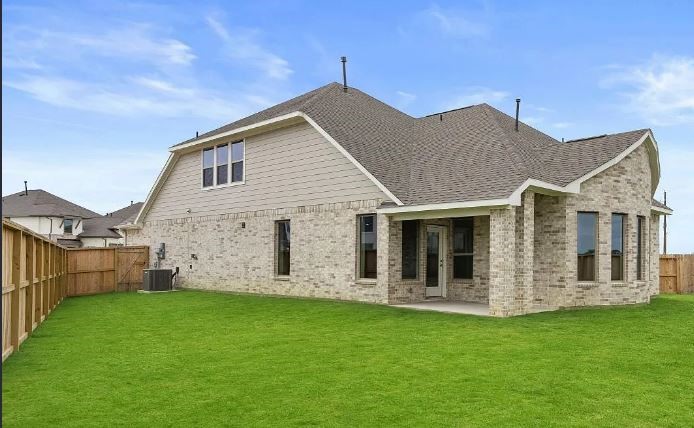32023 Retama Rnch Drive Spring, TX 77386 - Photo 4 of 11 Representative Photo
