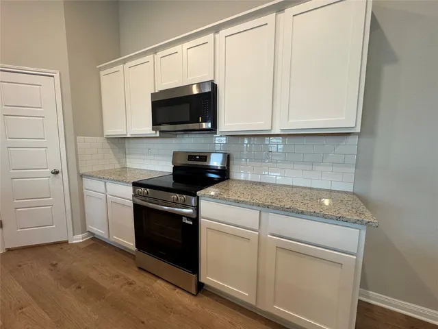 $1,895 | 423 Cross Barn Boulevard, Unit A, Buda, TX 78610