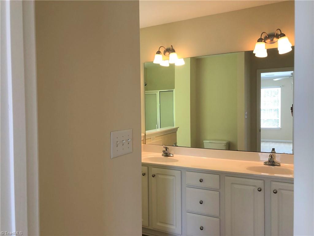 4508 Ridgefall Road Greensboro, NC 27410 - Photo 22 of 40