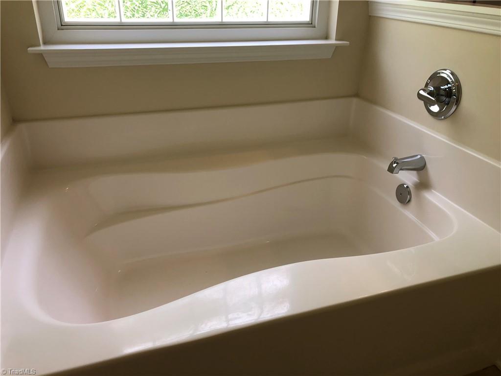 4508 Ridgefall Road Greensboro, NC 27410 - Photo 26 of 40