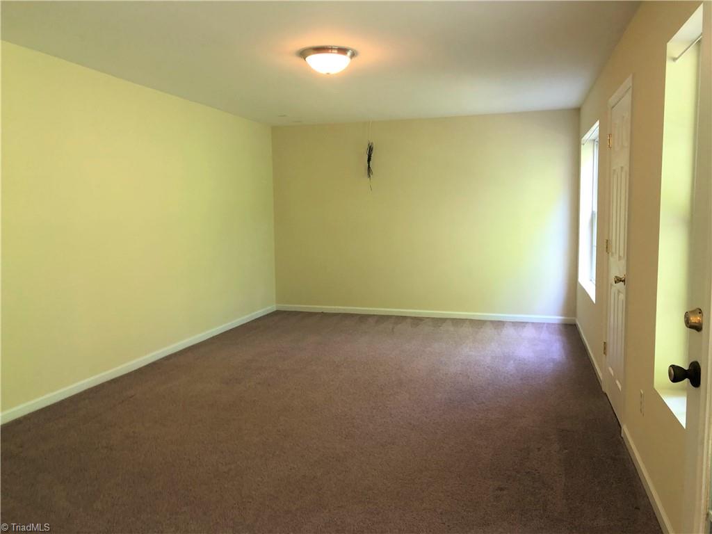4508 Ridgefall Road Greensboro, NC 27410 - Photo 33 of 40