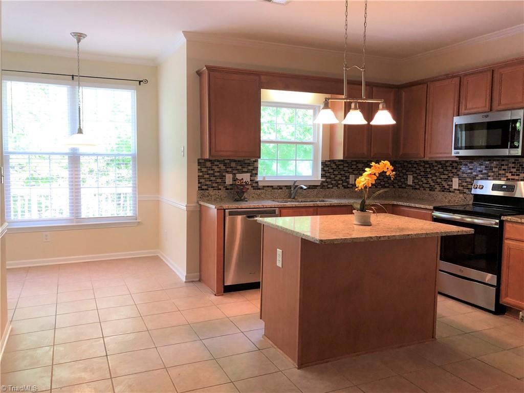 4508 Ridgefall Road Greensboro, NC 27410 - Photo 6 of 40