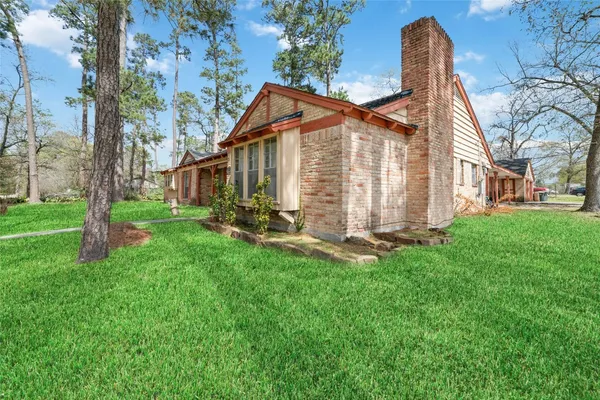 $274,900 | 26902 Maplewood Drive, Oak Ridge North, TX 77386