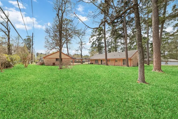 $274,900 | 26902 Maplewood Drive, Oak Ridge North, TX 77386