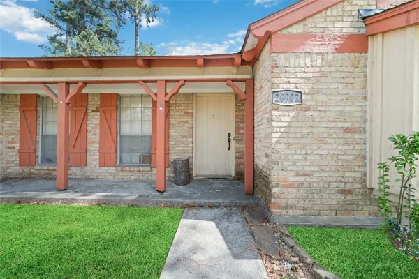 $274,900 | 26902 Maplewood Drive, Oak Ridge North, TX 77386