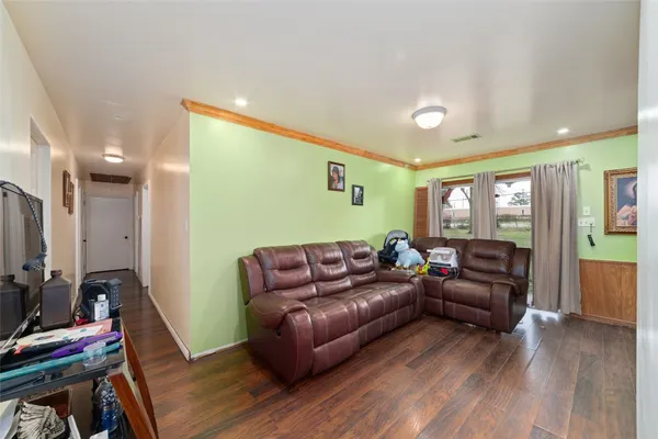 $274,900 | 26902 Maplewood Drive, Oak Ridge North, TX 77386