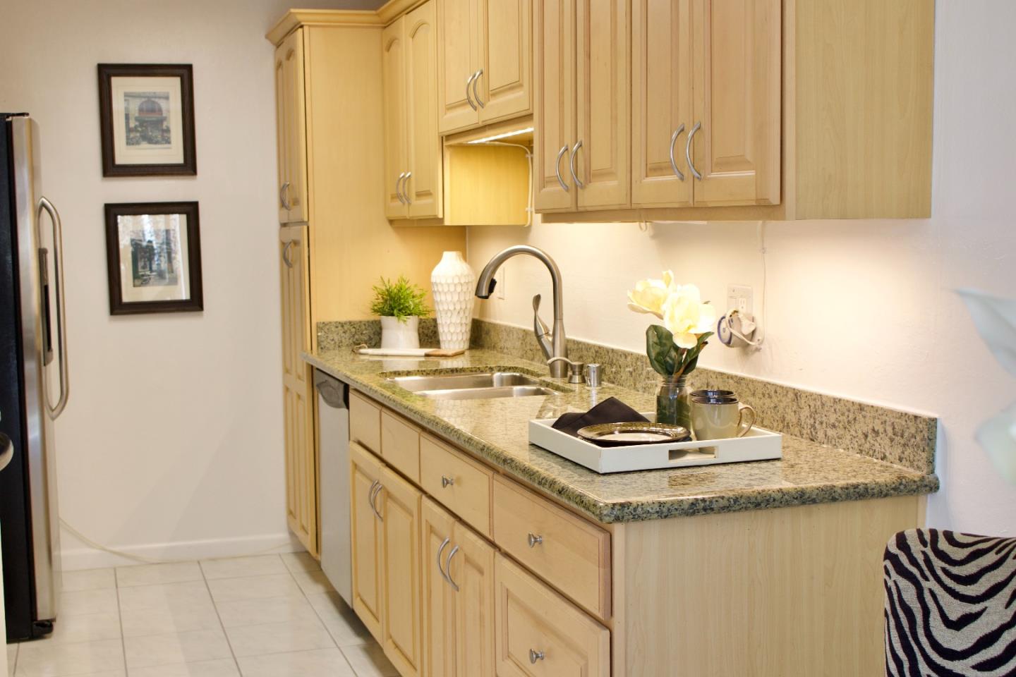 312 Rio Verde Place, Unit 3 Milpitas, CA 95035 - Photo 8 of 21 Gallery Image 8