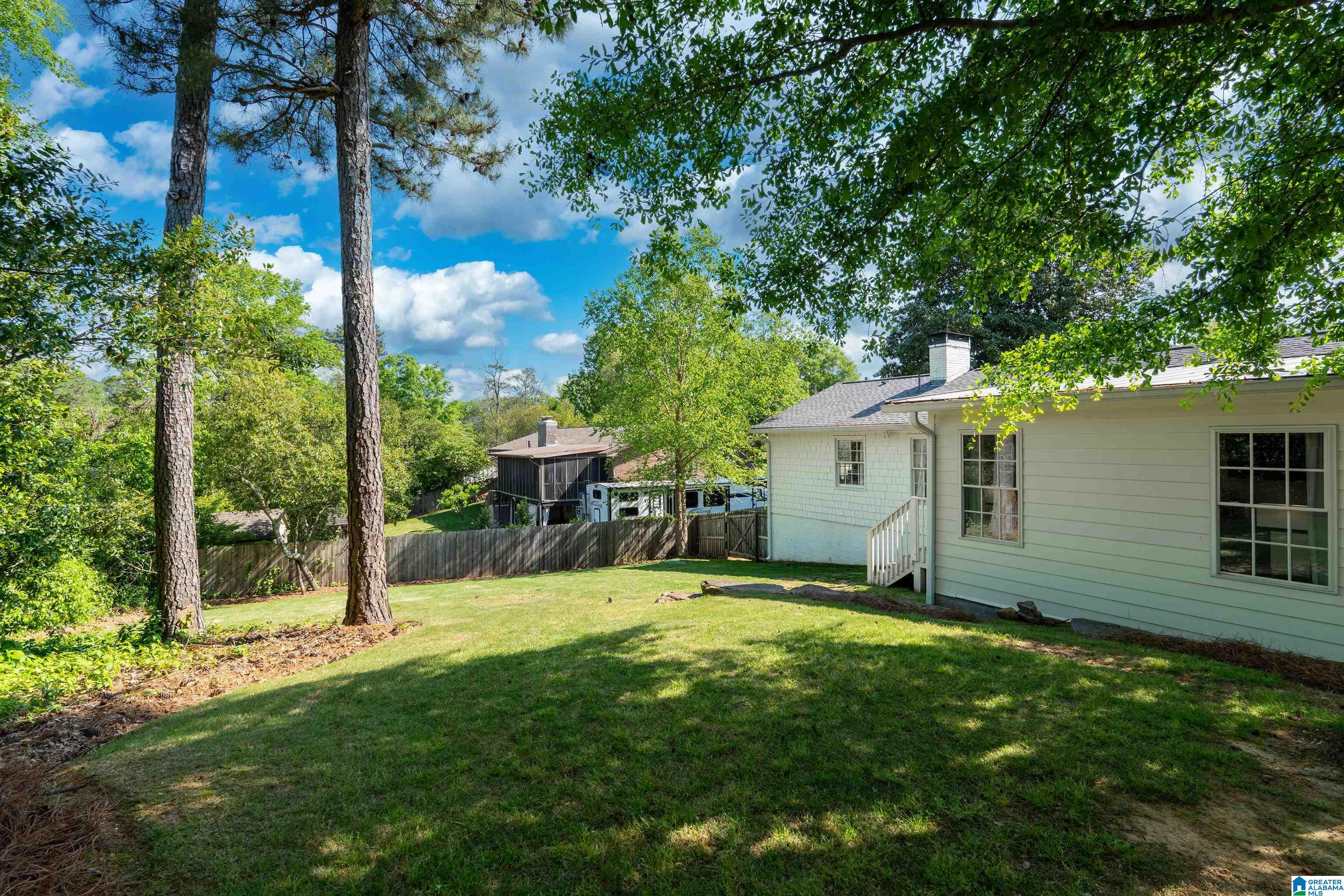 3013 Dolly Ridge Drive Birmingham, AL 35243 - Photo 32 of 34