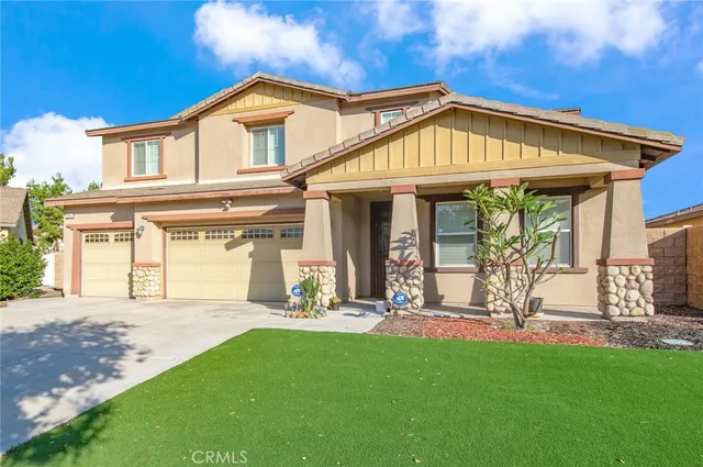 $1,099,900 | 6842 Lucite Drive, Eastvale, CA 92880