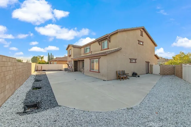 $1,099,900 | 6842 Lucite Drive, Eastvale, CA 92880