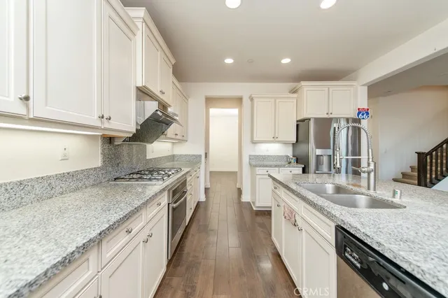 $1,099,900 | 6842 Lucite Drive, Eastvale, CA 92880