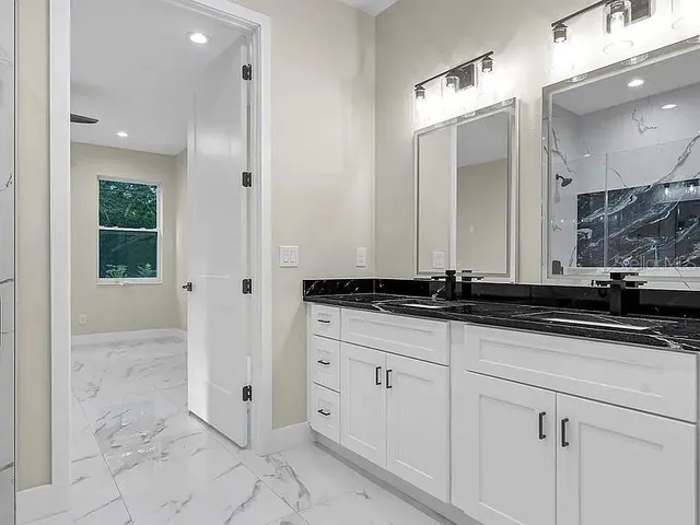 $599,900 | 2839 60th Avenue North, St. Petersburg, FL 33714