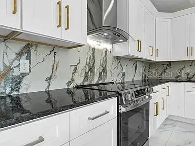 $599,900 | 2839 60th Avenue North, St. Petersburg, FL 33714