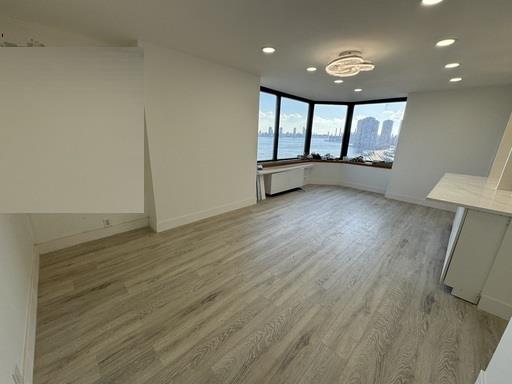 415 East 37th Street, Unit 15F Manhattan, NY 10016 - Photo 1 of 24