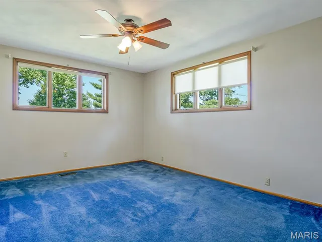 $375,000 | 2430 Beckmann Road, Lenzburg, IL 62255