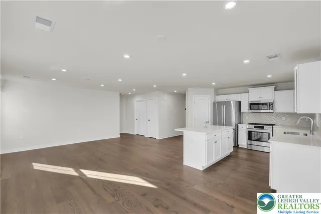 $450,000 | 4214 Mimosa Lane, Whitehall, PA 18052