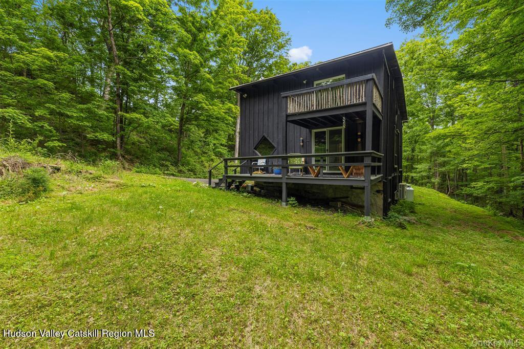 66 Hill Road Kingston, NY 12401 - Photo 3 of 25 03