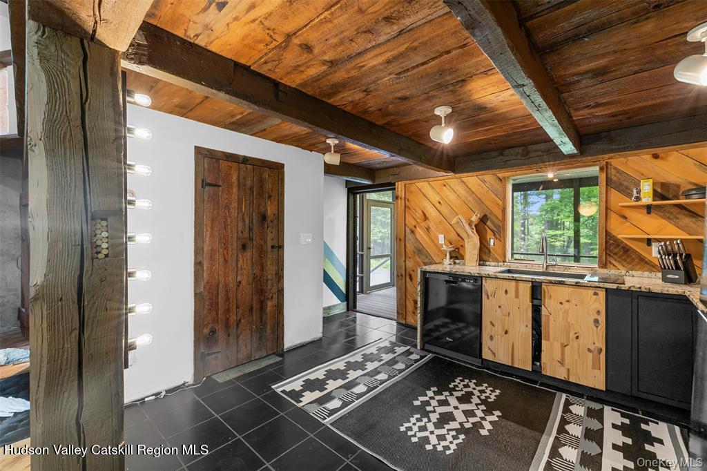 66 Hill Road Kingston, NY 12401 - Photo 10 of 25 10