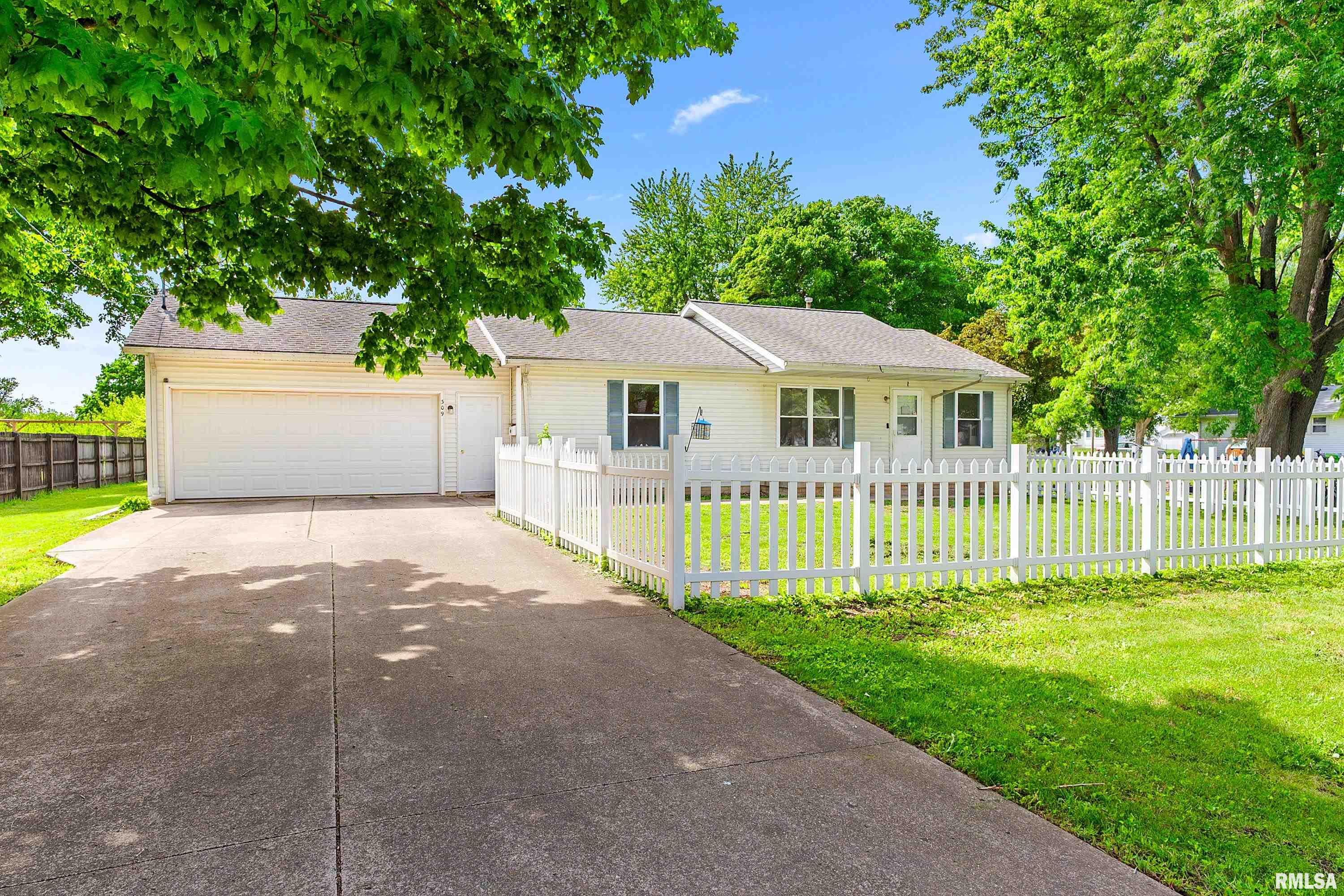 309 North 3rd Street Secor, IL 61771 - Photo 23 of 27
