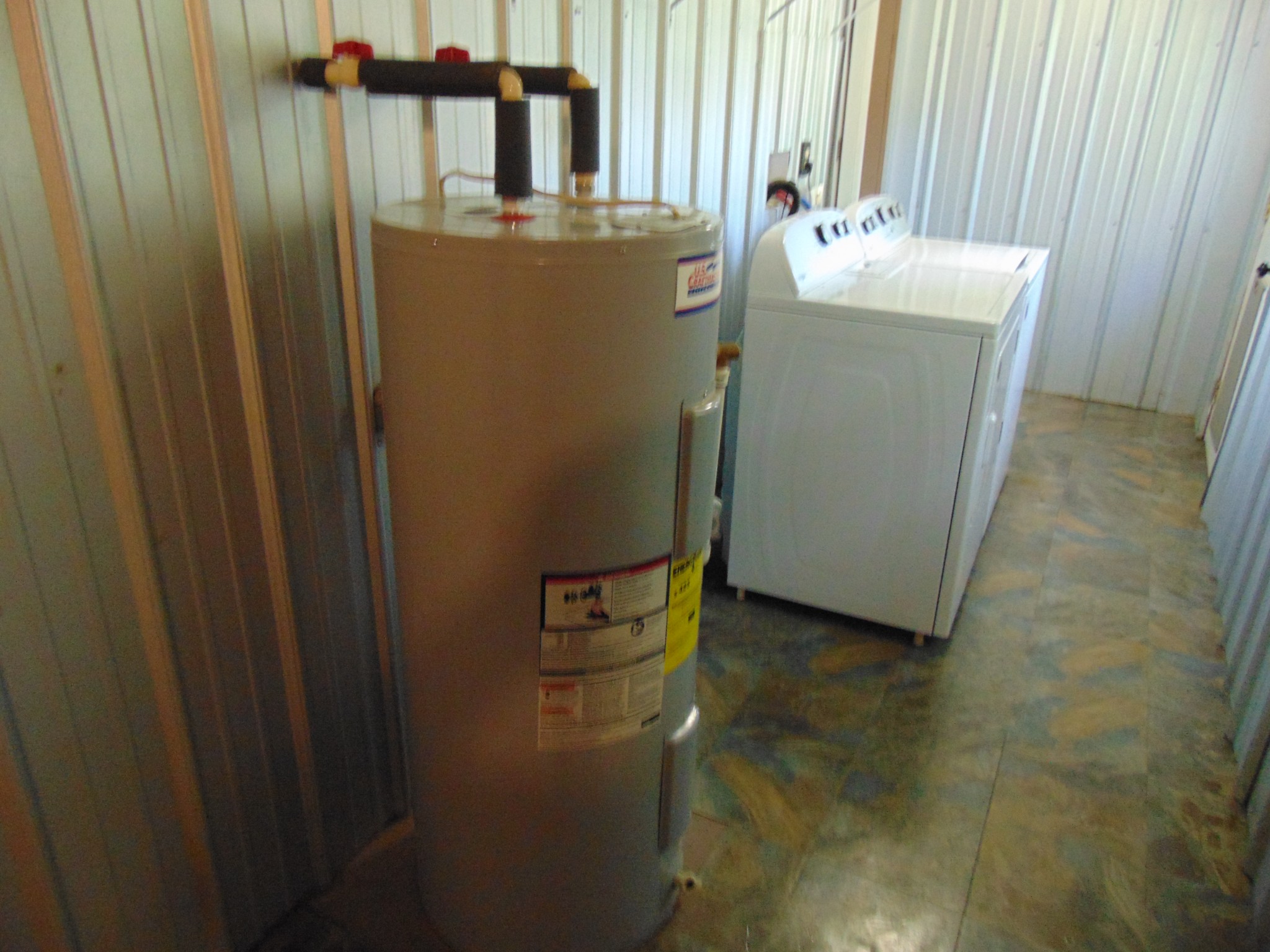 205 Pendergrass Road Flintville, TN 37335 - Photo 16 of 22 a utility room with dryer and washer