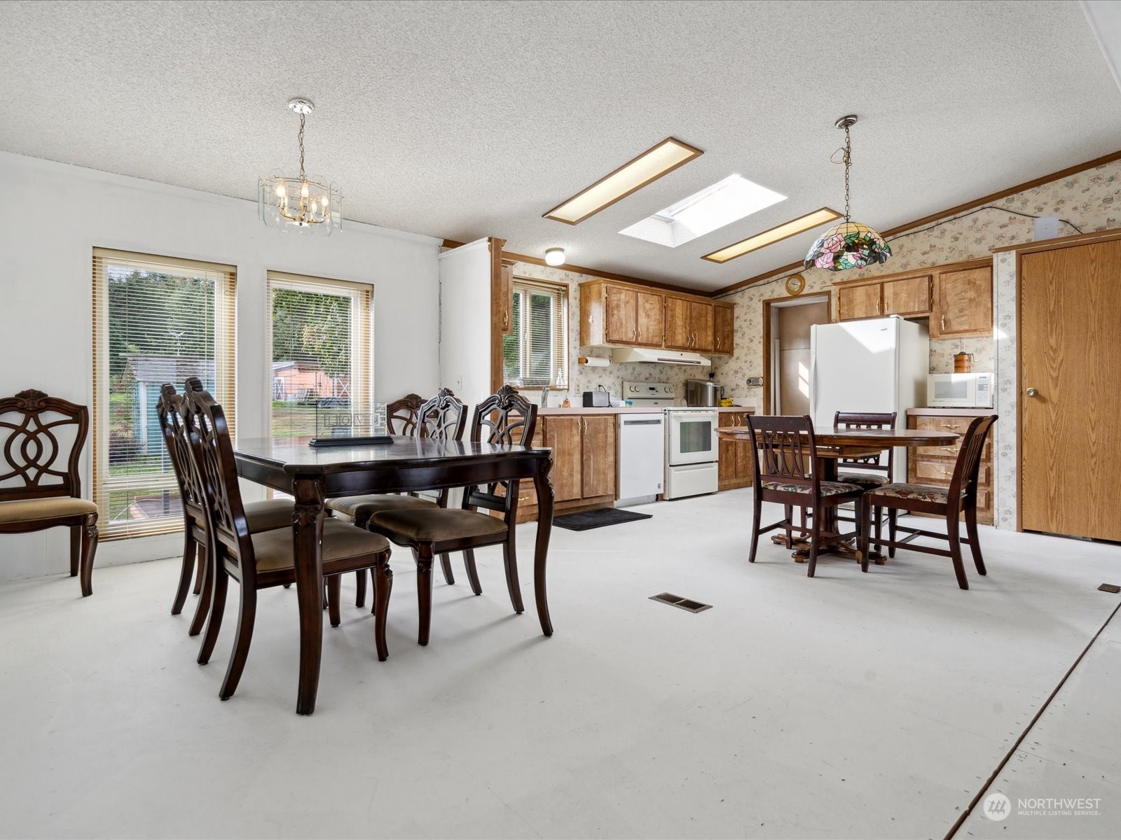 70 Roupe Road Sequim, WA 98382 - Photo 10 of 33