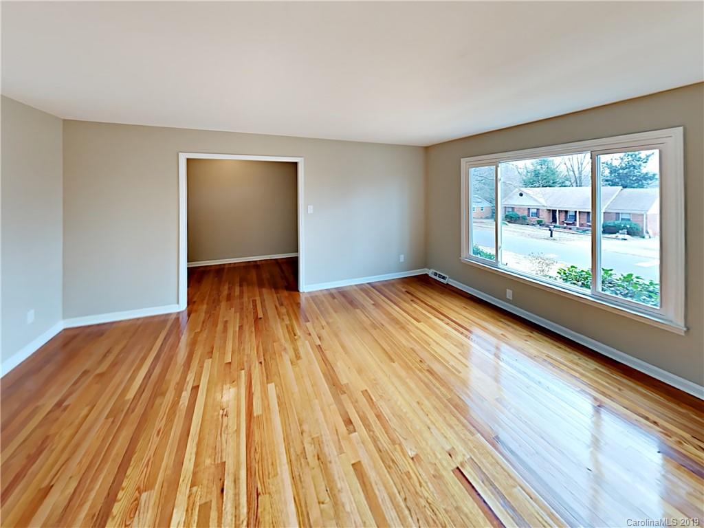 7527 Riding Trail Road Charlotte, NC 28212 - Photo 4 of 14