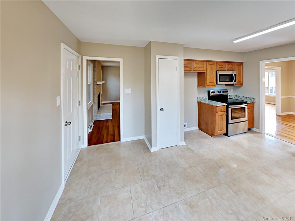 7527 Riding Trail Road Charlotte, NC 28212 - Photo 5 of 14
