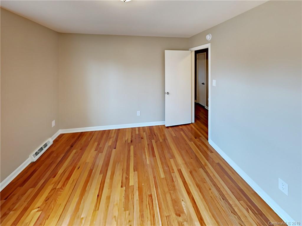 7527 Riding Trail Road Charlotte, NC 28212 - Photo 9 of 14