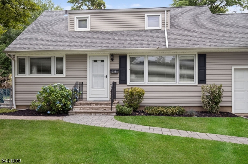 233 Terrill Road Fanwood, NJ 07023 - Photo 3 of 45