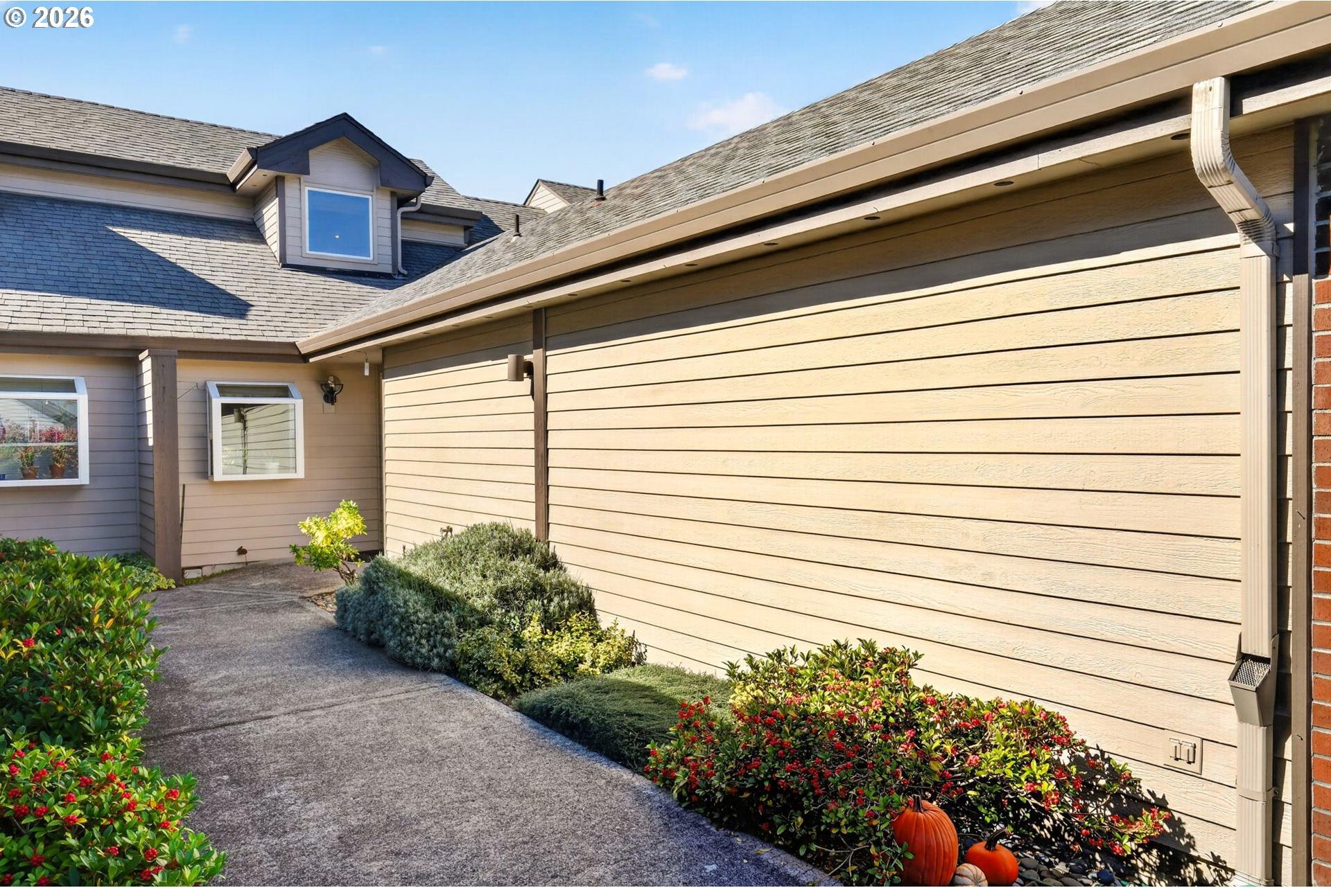 2449 Northwest Logan Street Camas, WA 98607 - Photo 4 of 39 Gallery Image 4