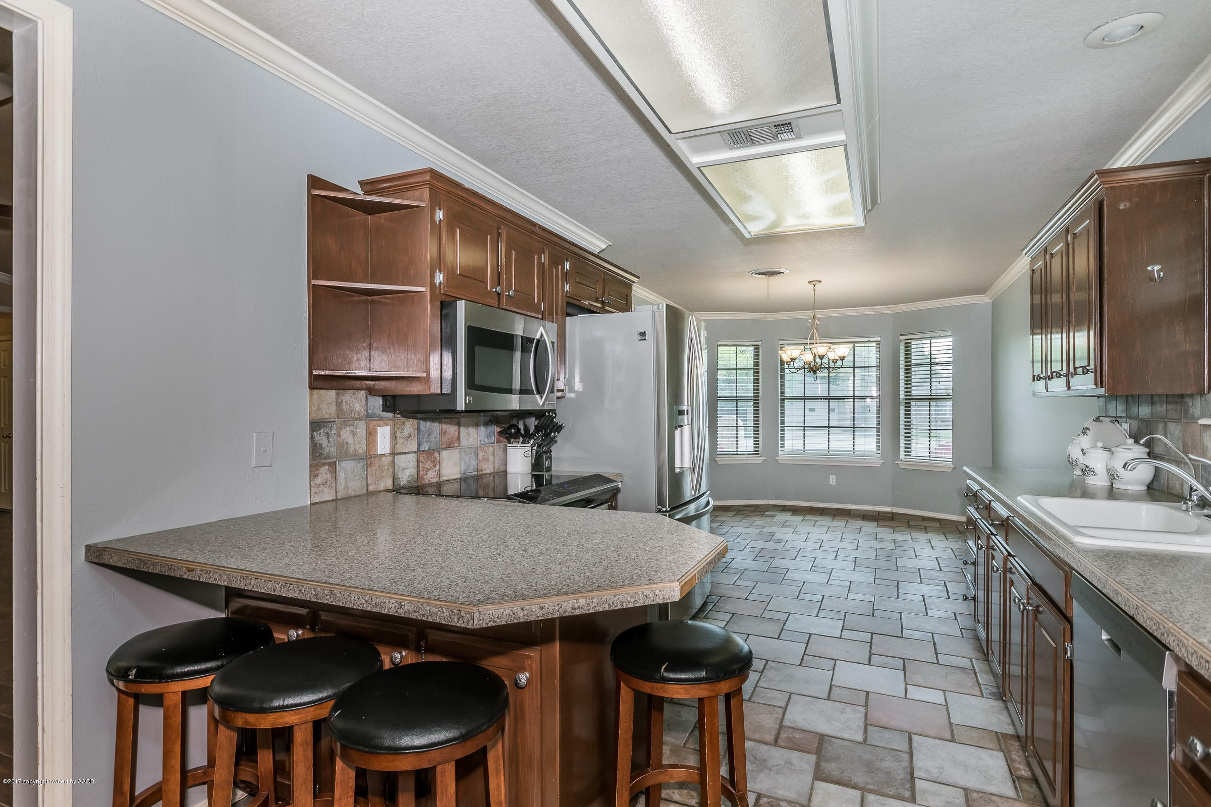 6608 Drexel Road Amarillo, TX 79109 - Photo 11 of 23 011_Kitchen_-3